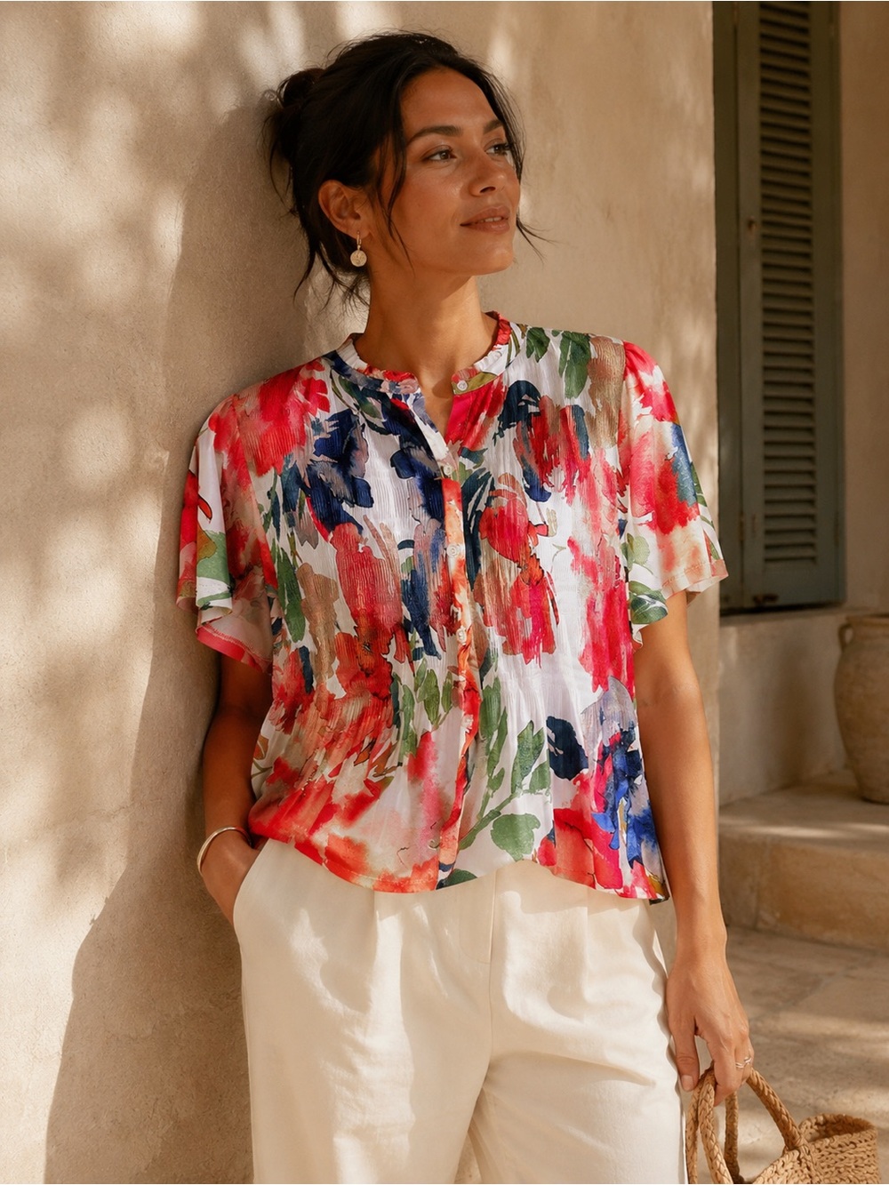 186. Floral Short-Sleeve Blouse in Multicolor